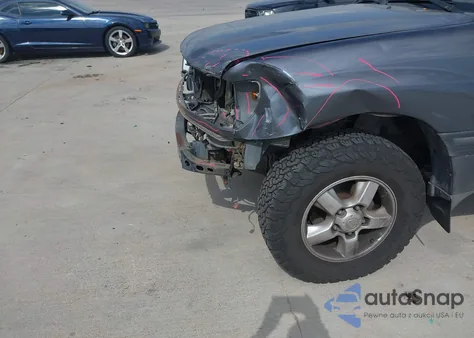 2005 Toyota Land Cruiser V8 из США, поврежденный, VIN JTEHT05J552070760